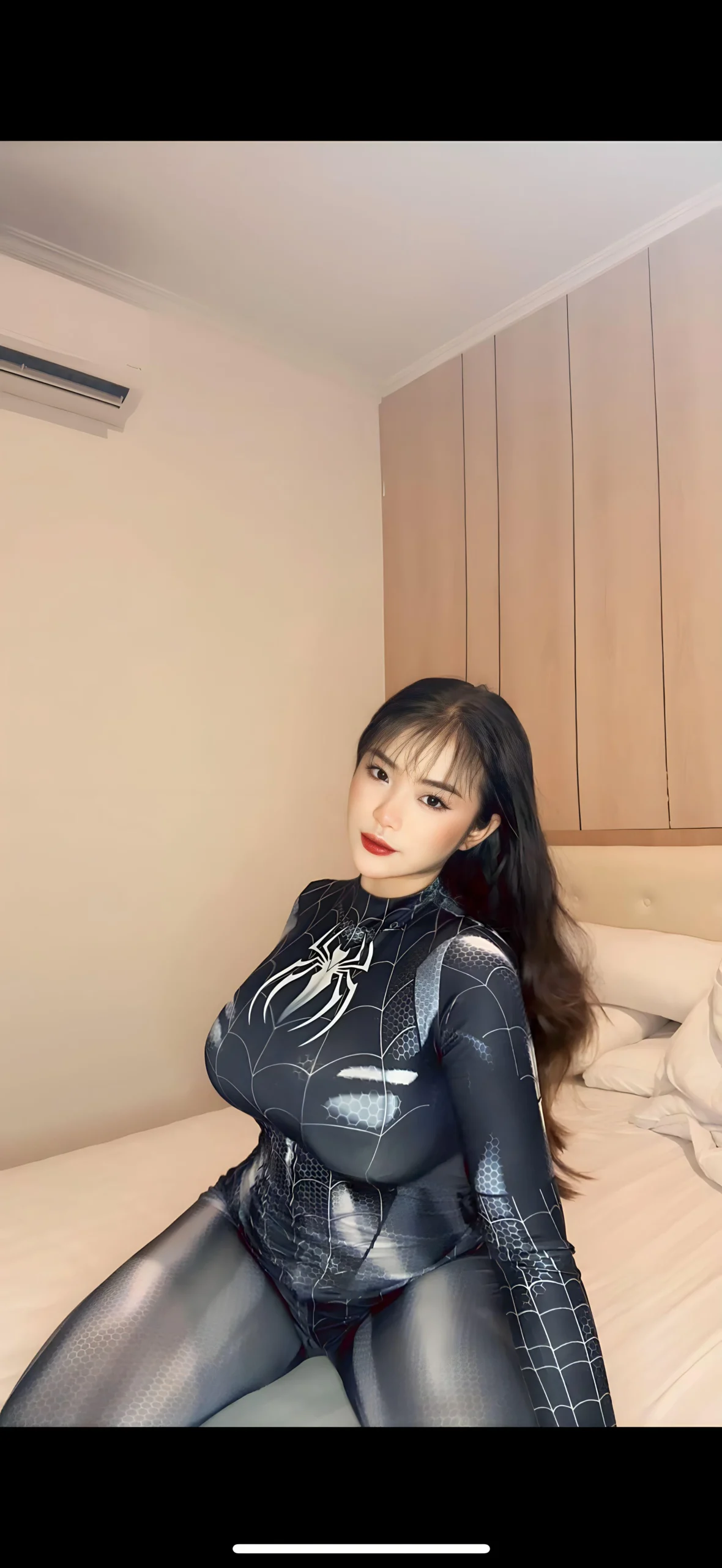 cindy frncscaan v0 jbtkkjnlmm2e1 scaled