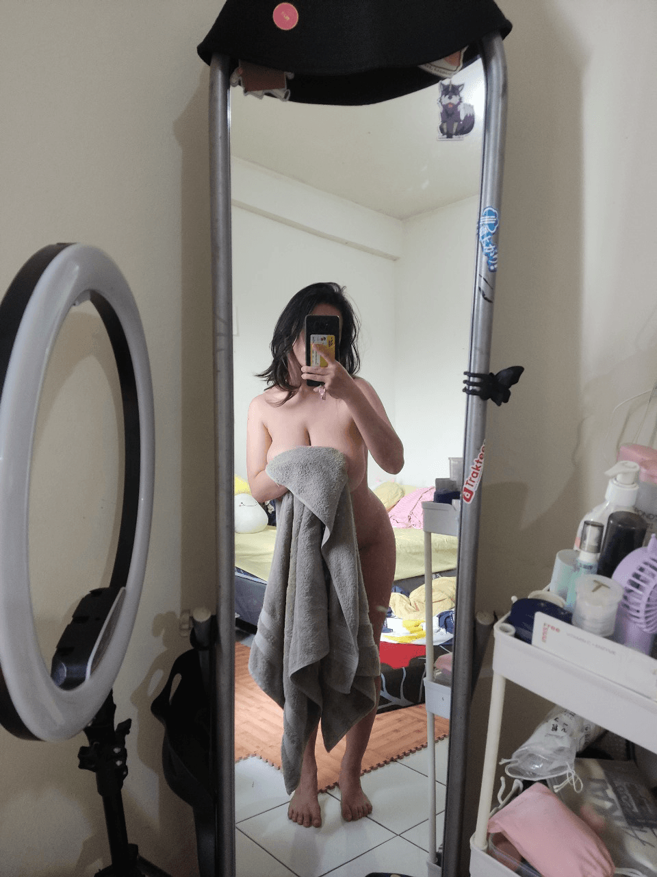 Yuura Tamaki Mirror Selfie 10