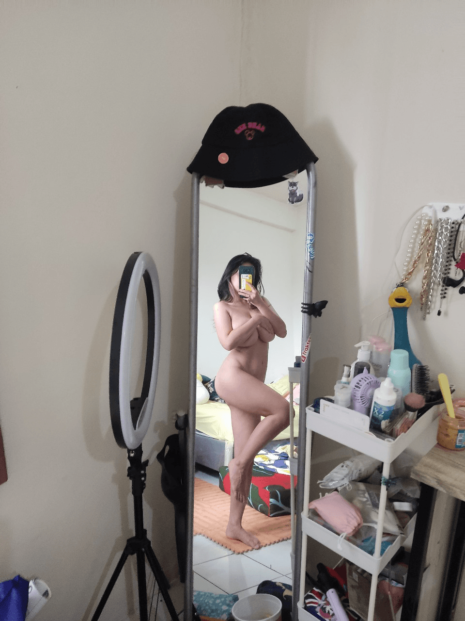 Yuura Tamaki Mirror Selfie 11