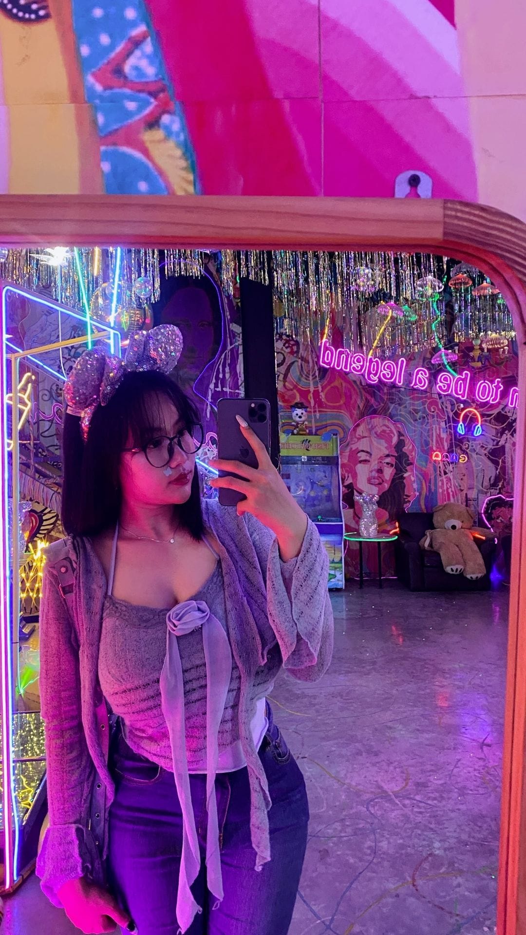 lahseger 1859696670352818464 04