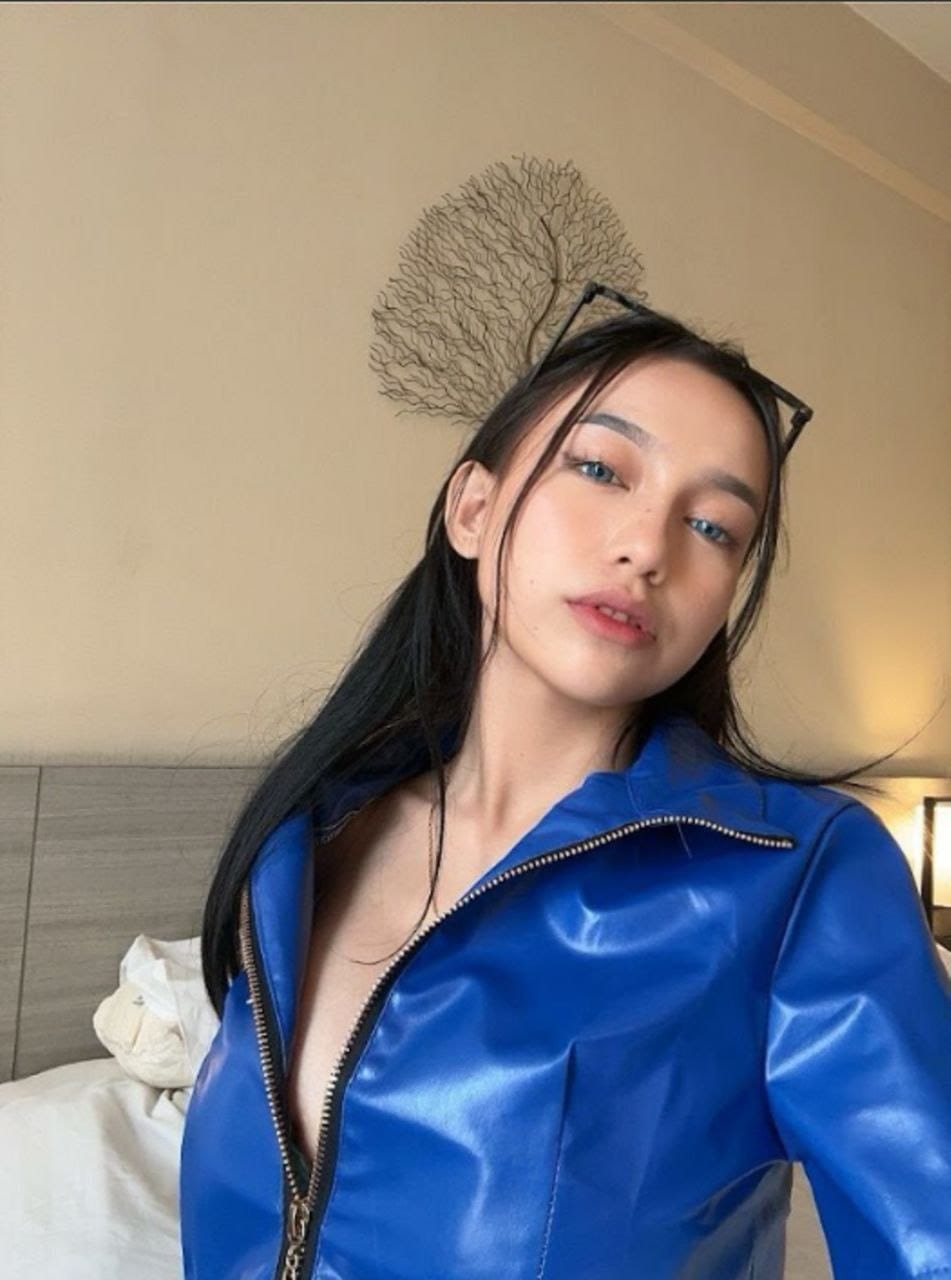 photo 6296141668042262748 y