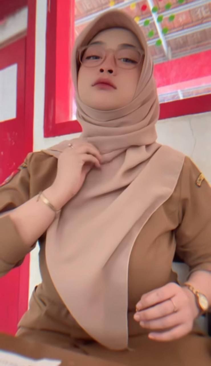 photo 6150092885689748325 y